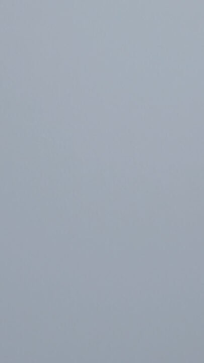 Solid light gray colour swatch