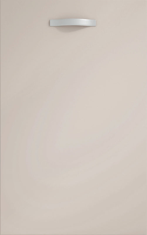Vivo matt cashmere door with silver handle.